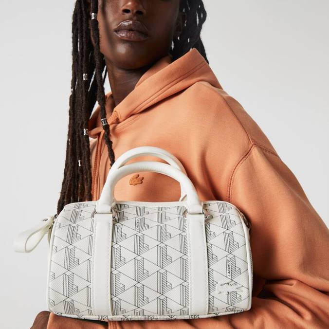 Lacoste mulheres bolsa boston com estampa monogramada farine sinopla P2PX2878 bolsas e artigos de couro