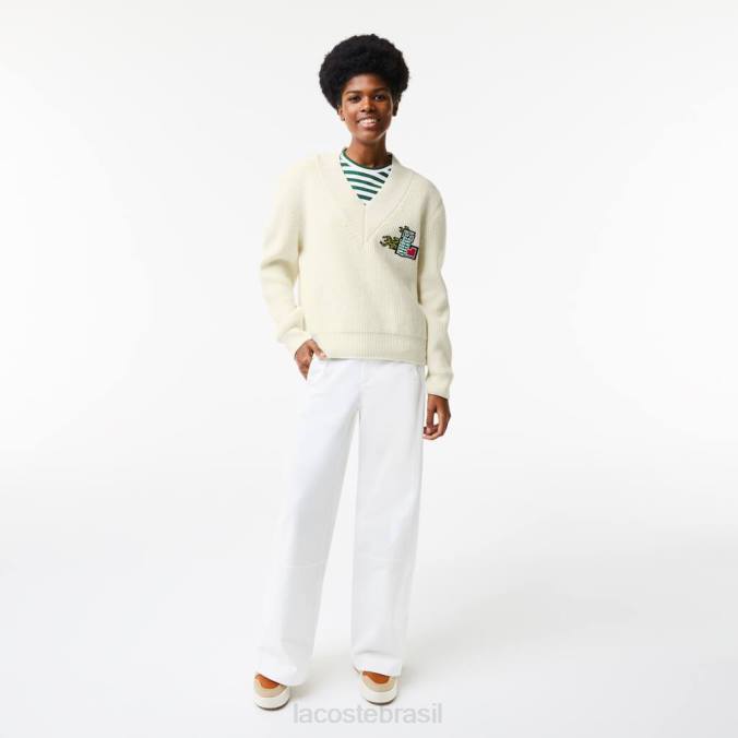 Lacoste mulheres suéter de lã com decote em V com emblema em quadrinhos branco P2PX2642 roupas