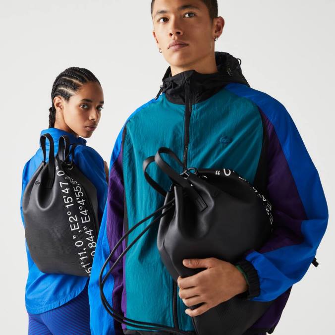 Lacoste unissex mochila plana com coordenadas geográficas contrastante preto branco P2PX2105 bolsas e artigos de couro